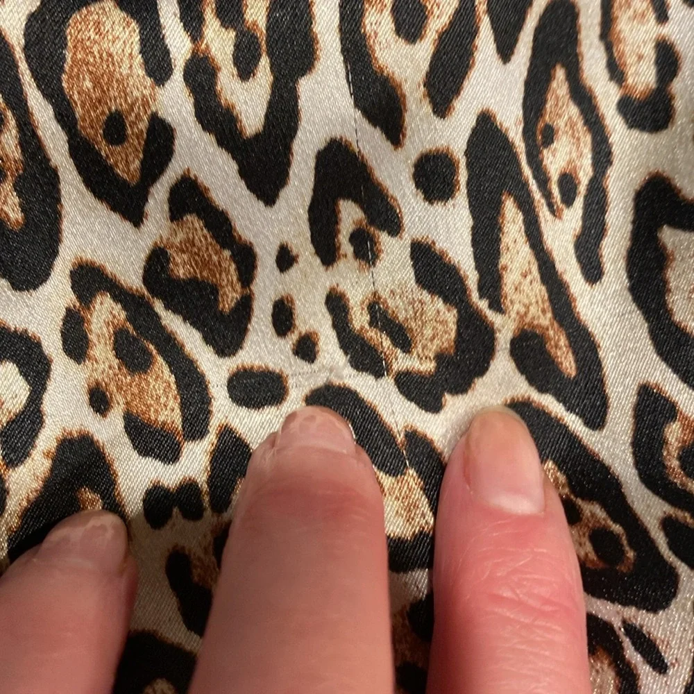 Victoria’s Secret Animal Print Robe Black,Brown,Off White /Cream XS/S/TP/P FLAWS